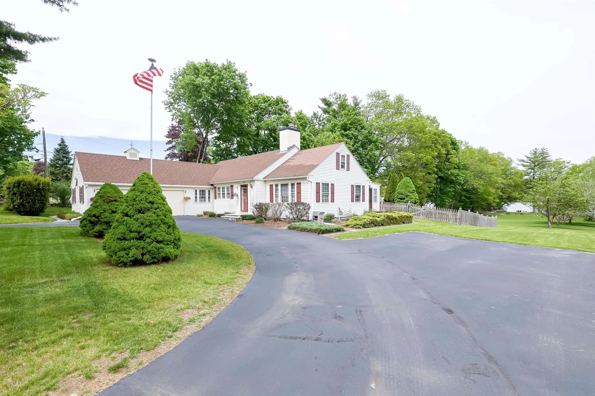 1391 Old North Main Street Laconia NH 03246