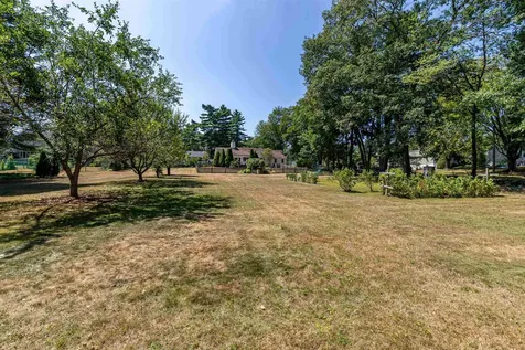 1391 Old North Main Street Laconia NH 03246