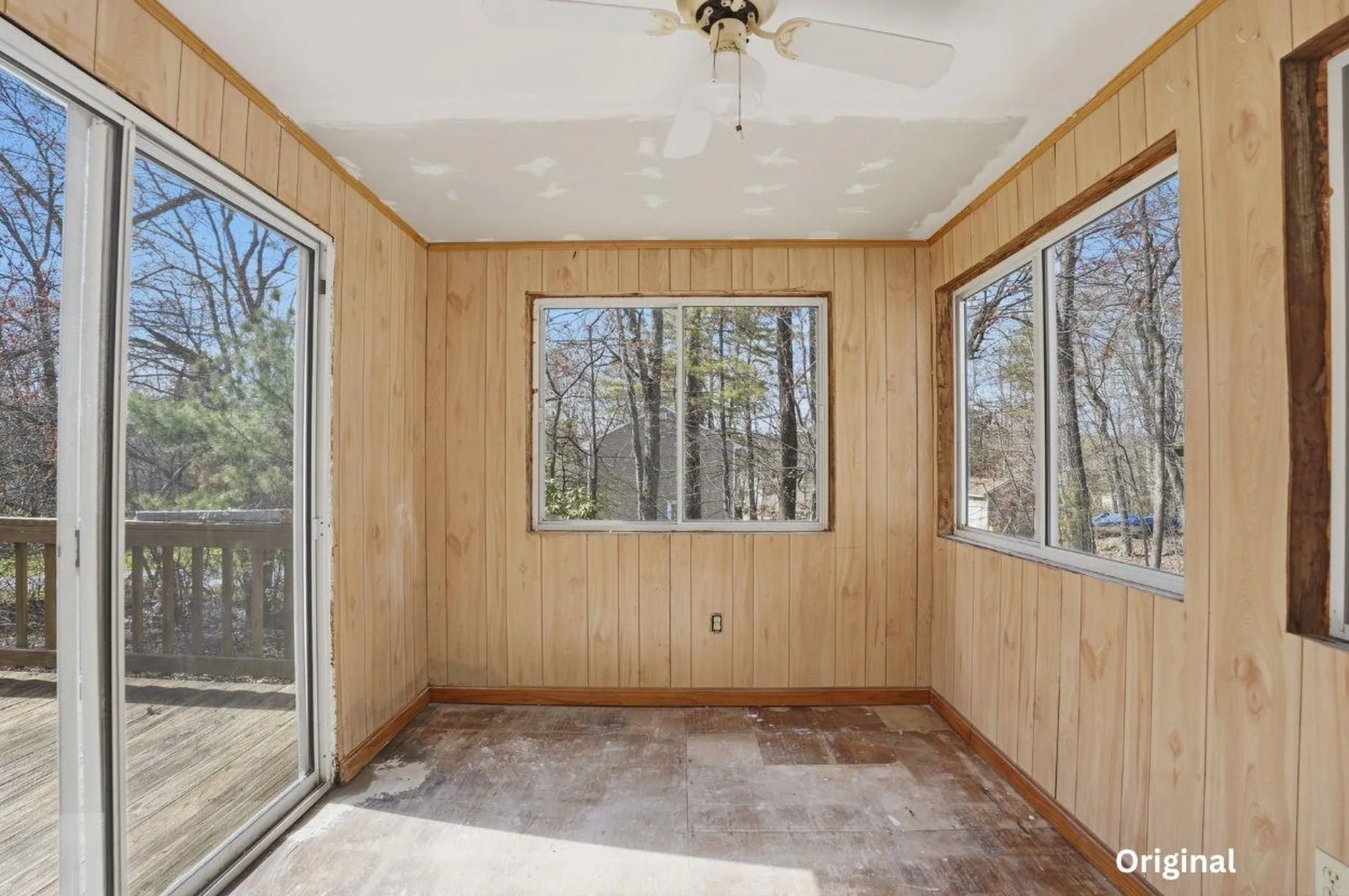 63 Kienia Road Hudson NH 03051