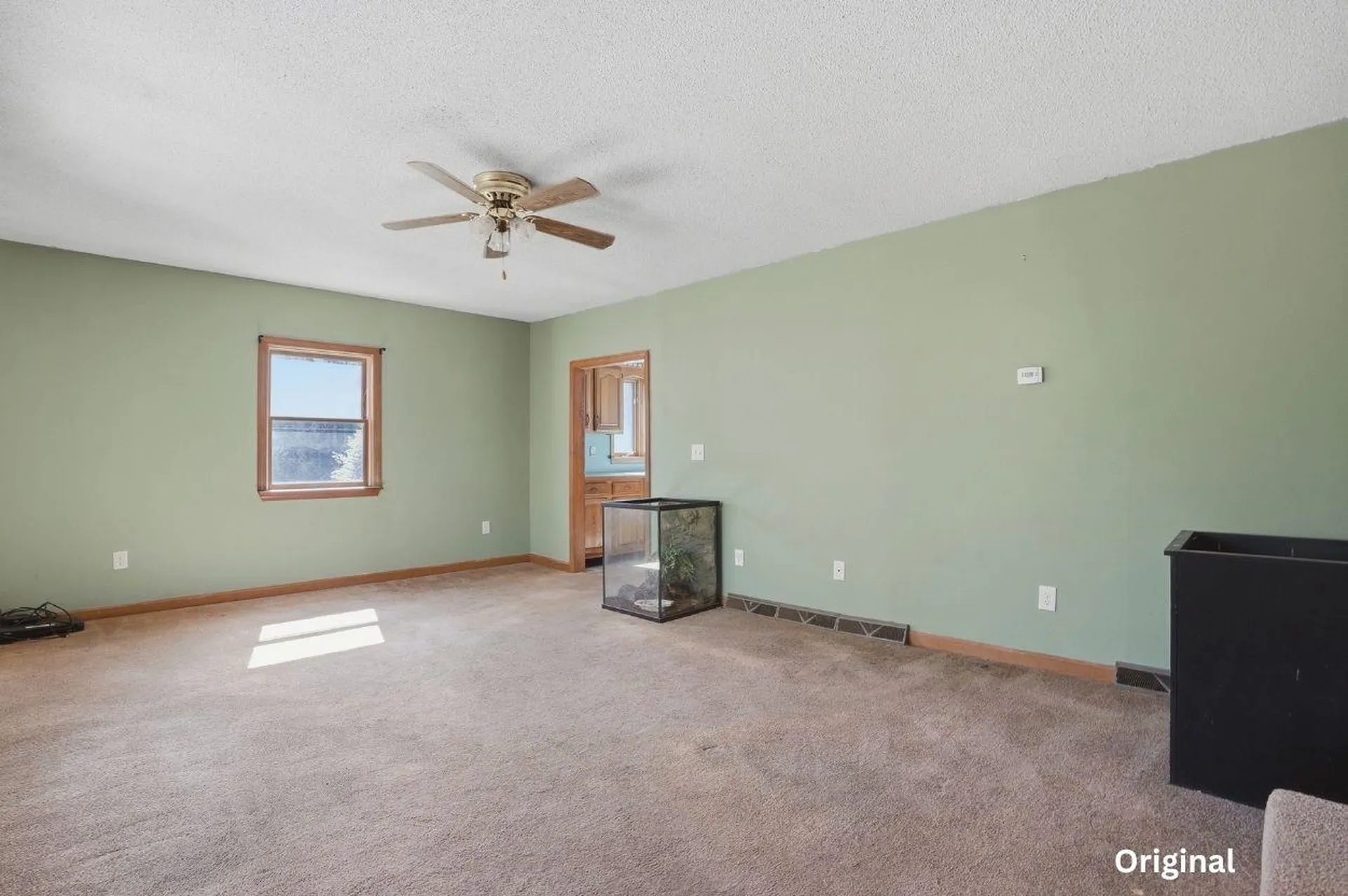 63 Kienia Road Hudson NH 03051