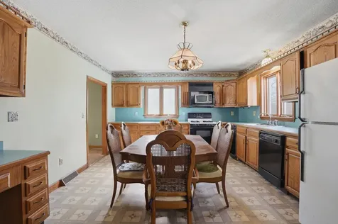 63 Kienia Road Hudson NH 03051