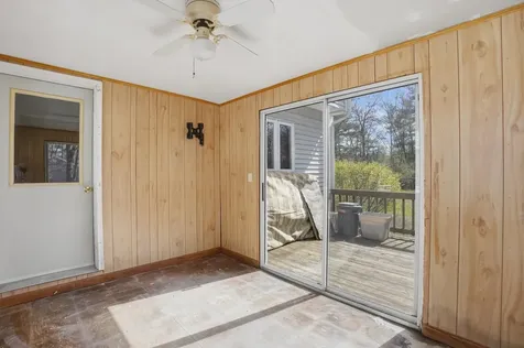 63 Kienia Road Hudson NH 03051