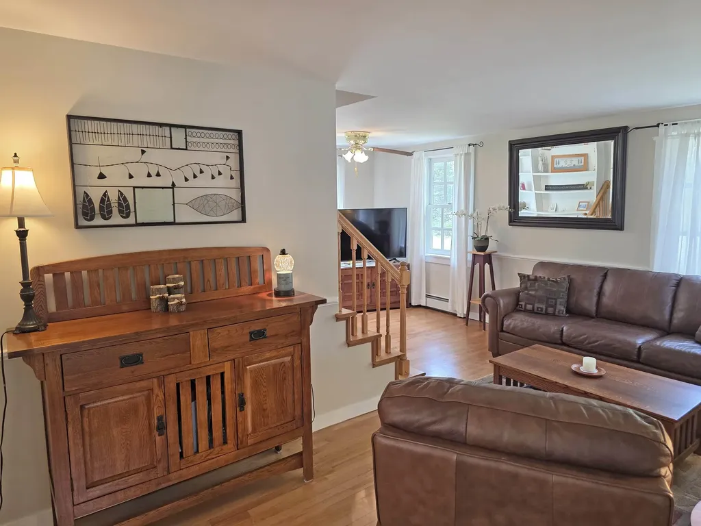 383 South Wardsboro Road Newfane VT 05345