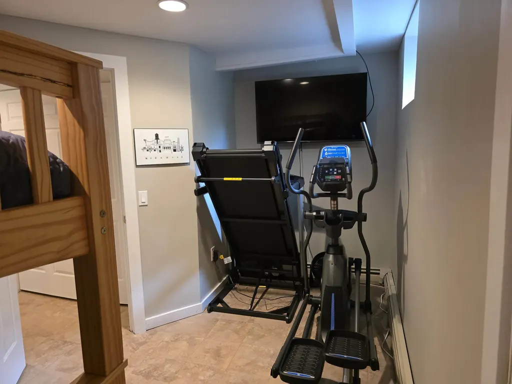 383 South Wardsboro Road Newfane VT 05345