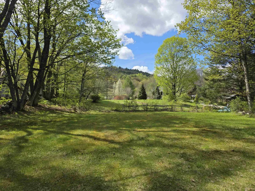 383 South Wardsboro Road Newfane VT 05345