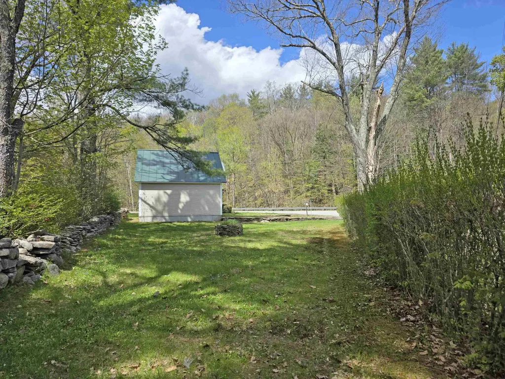 383 South Wardsboro Road Newfane VT 05345