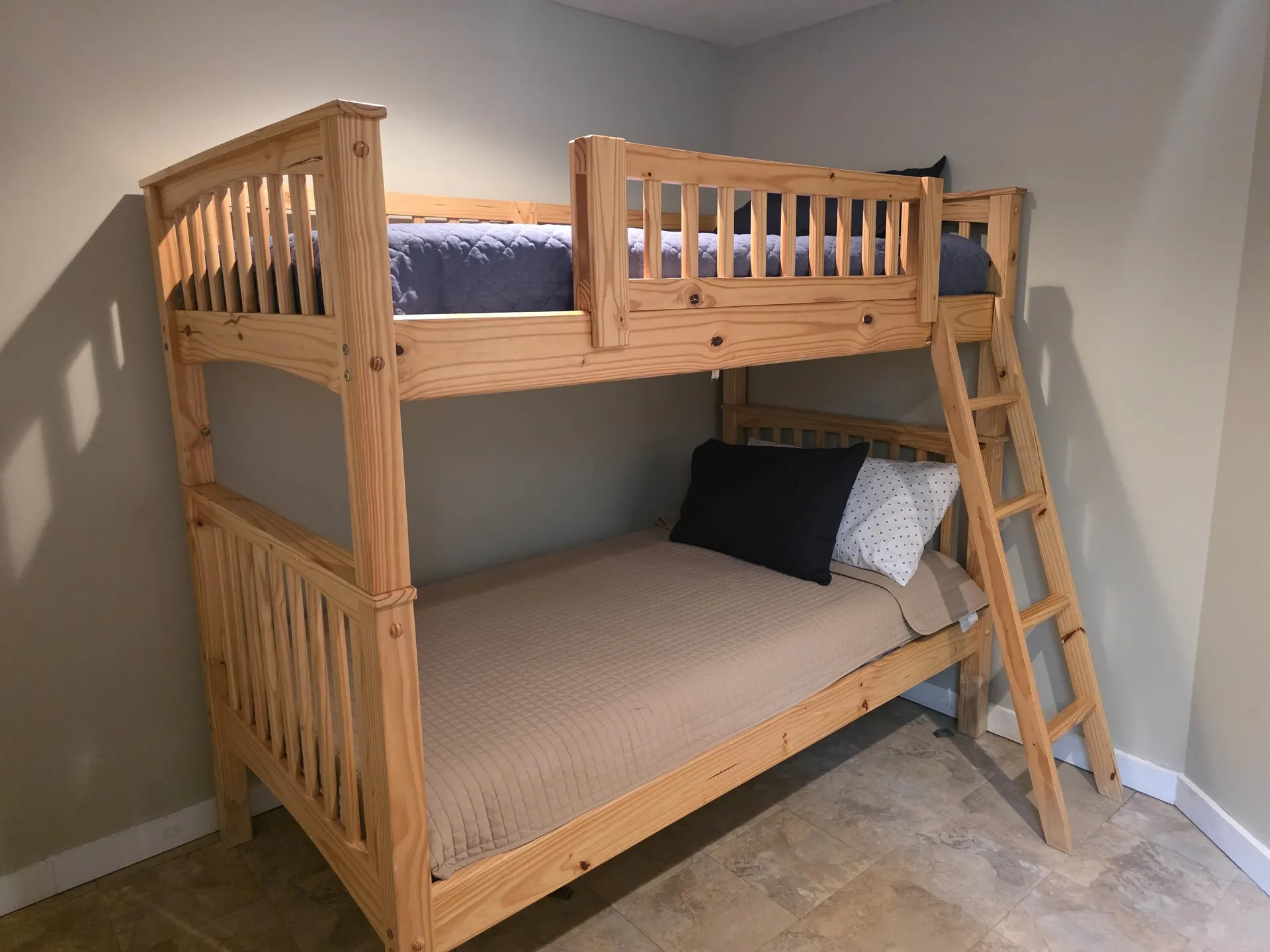 383 South Wardsboro Road Newfane VT 05345