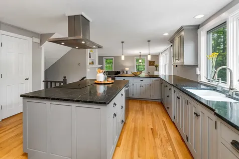 106 Tracy Way Meredith NH 03253