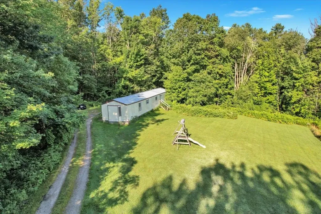 26 Fern Road Hinesburg VT 05461