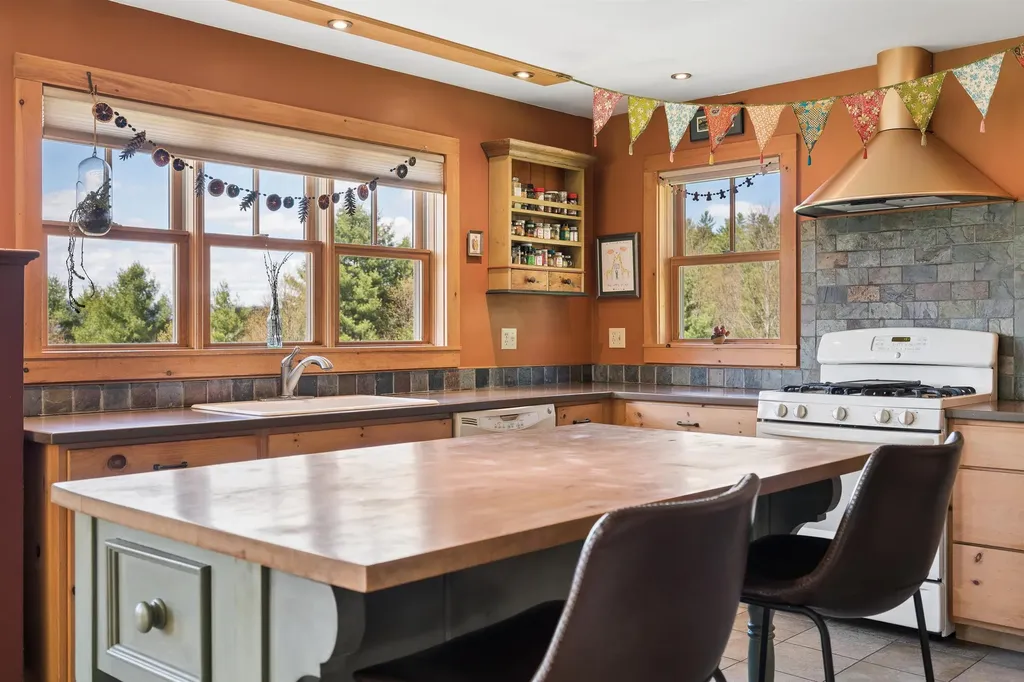 3673 Fish Hill Road Randolph VT 05060