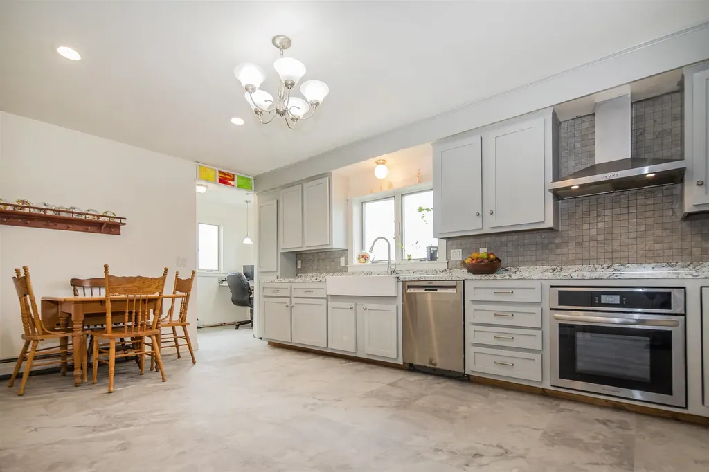 194 S Bingham Street Cornwall VT 05753