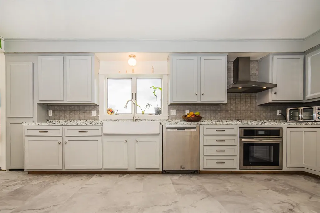 194 S Bingham Street Cornwall VT 05753