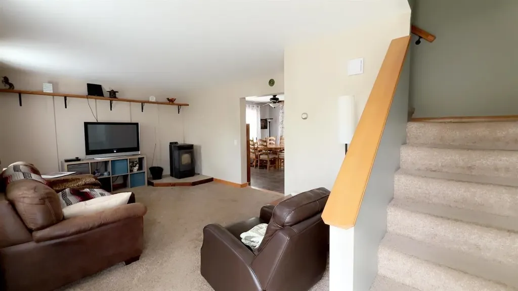 648 Tigola Trail Stoddard NH 03464