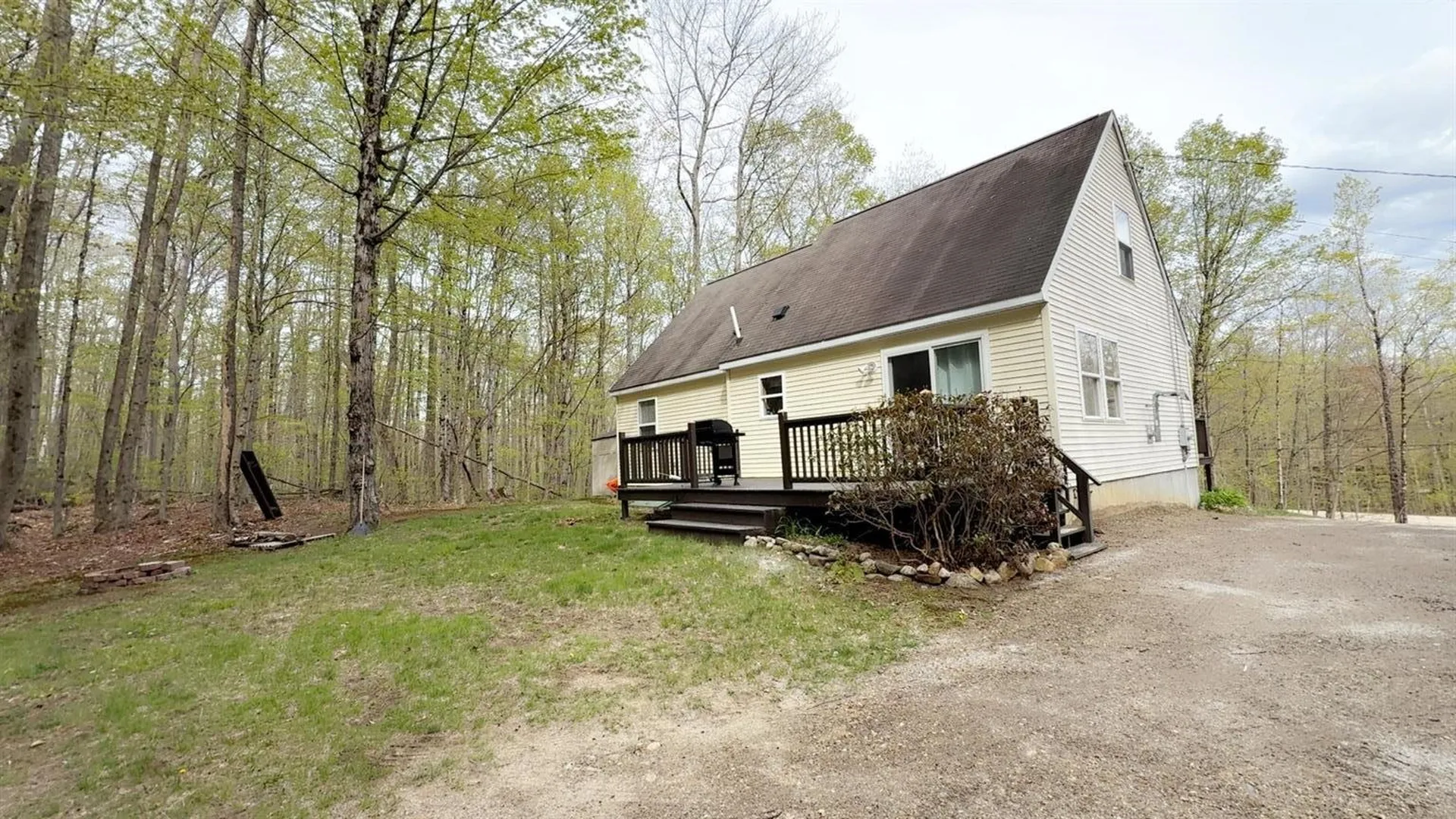 648 Tigola Trail Stoddard NH 03464