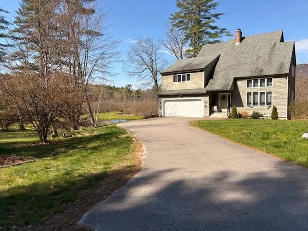 9 Wooddale Circle Newbury NH 03255