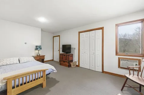 9 Wooddale Circle Newbury NH 03255