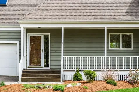 33 Isaac Lucas Circle Dover NH 03820
