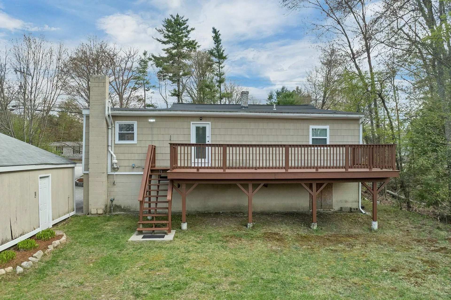 885 High Street Candia NH 03034