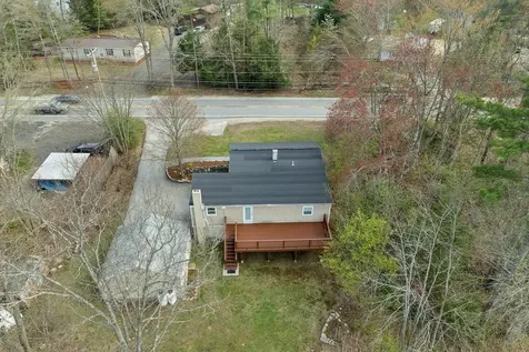 885 High Street Candia NH 03034