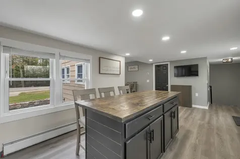 885 High Street Candia NH 03034