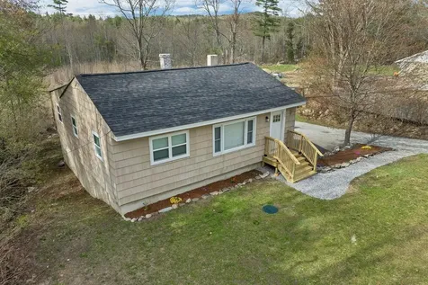 885 High Street Candia NH 03034