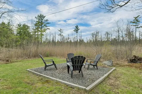 885 High Street Candia NH 03034