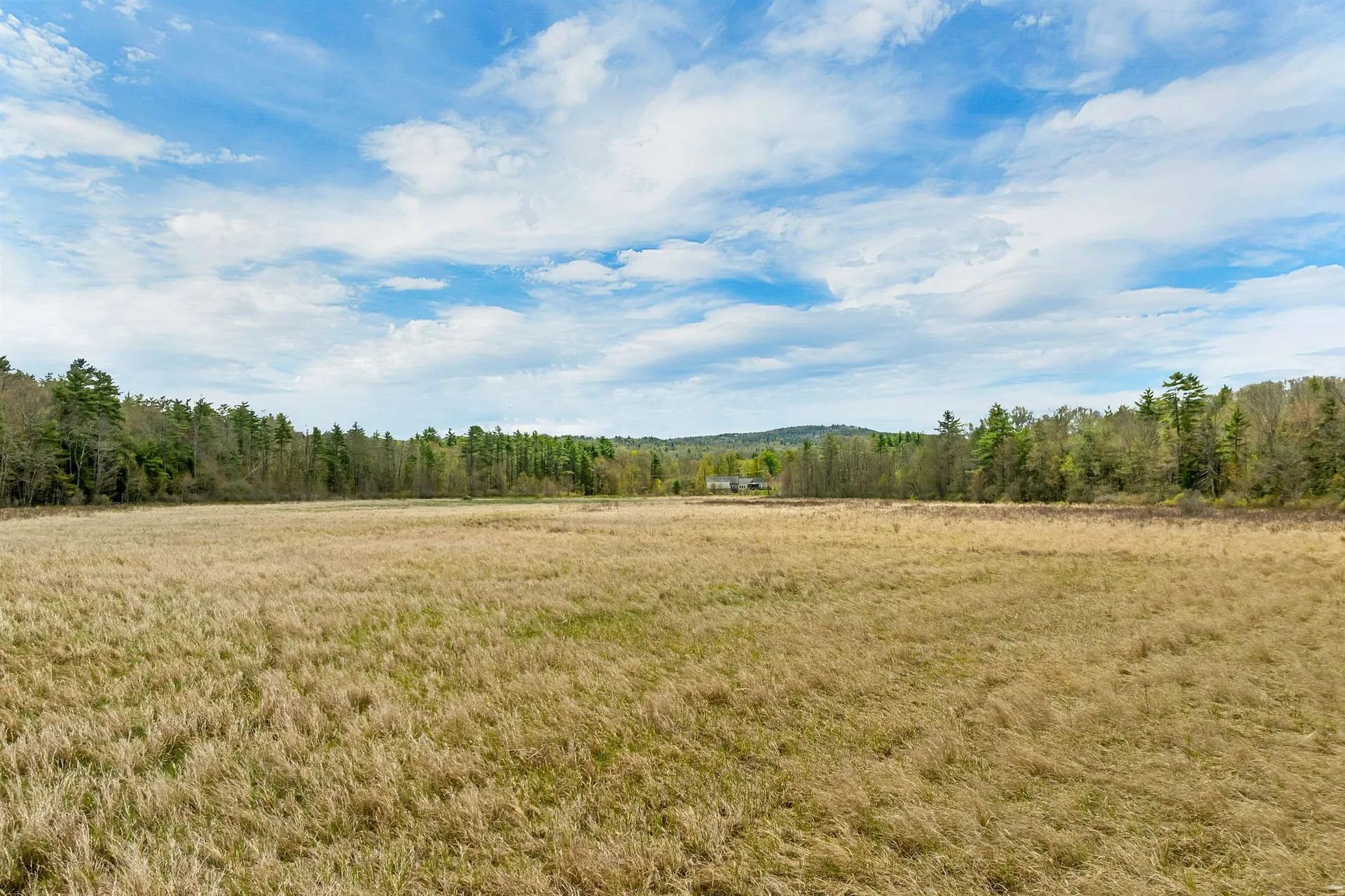61 Gould Pond Road Henniker NH 03242