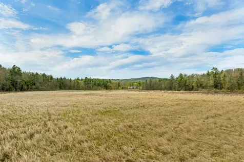 61 Gould Pond Road Henniker NH 03242
