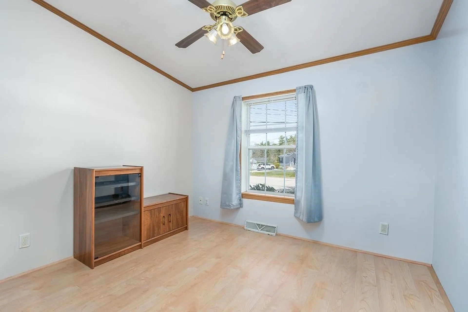 198 Spruce Drive Farmington NH 03835