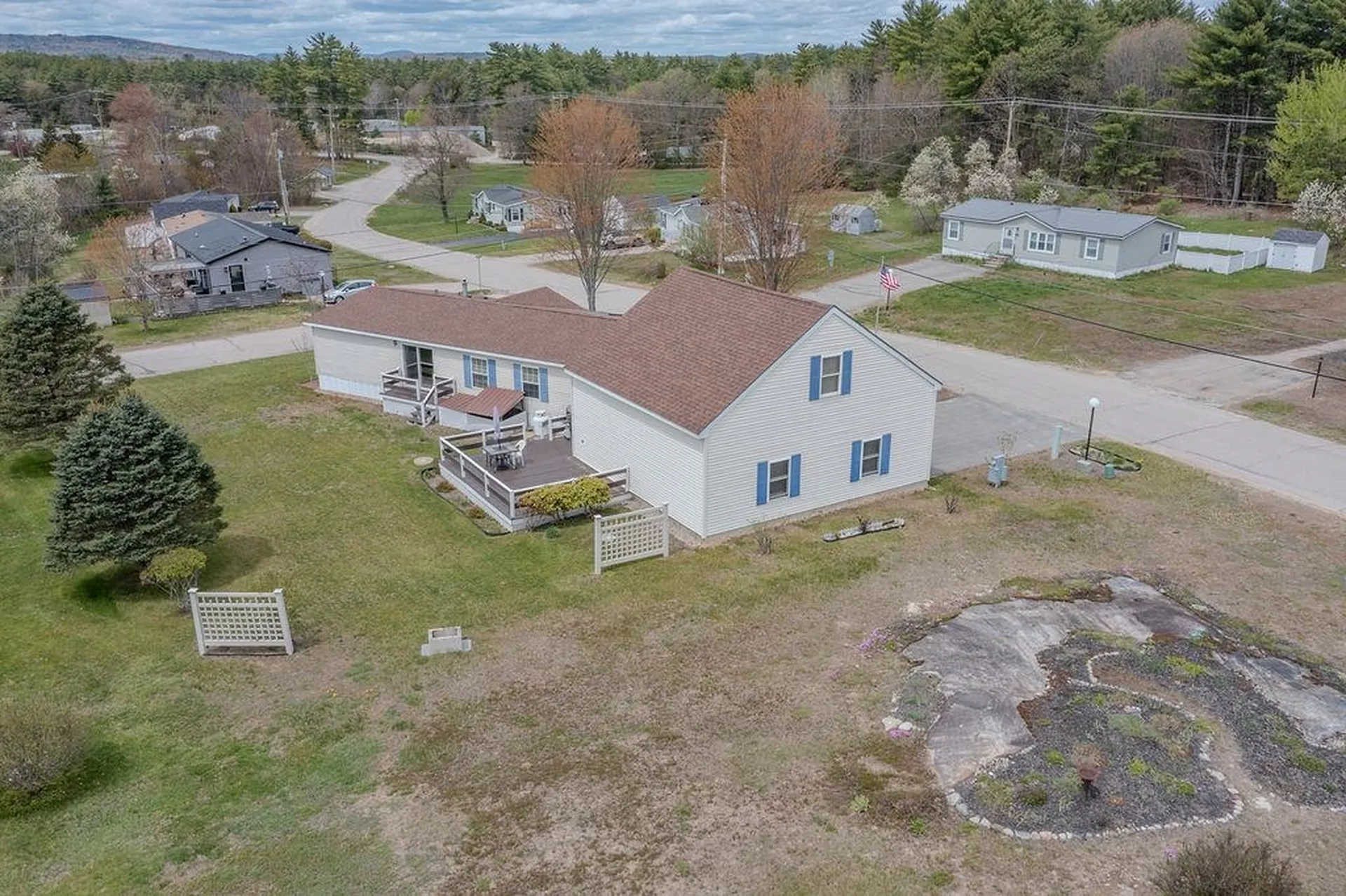 198 Spruce Drive Farmington NH 03835
