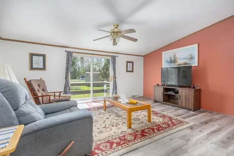 198 Spruce Drive Farmington NH 03835