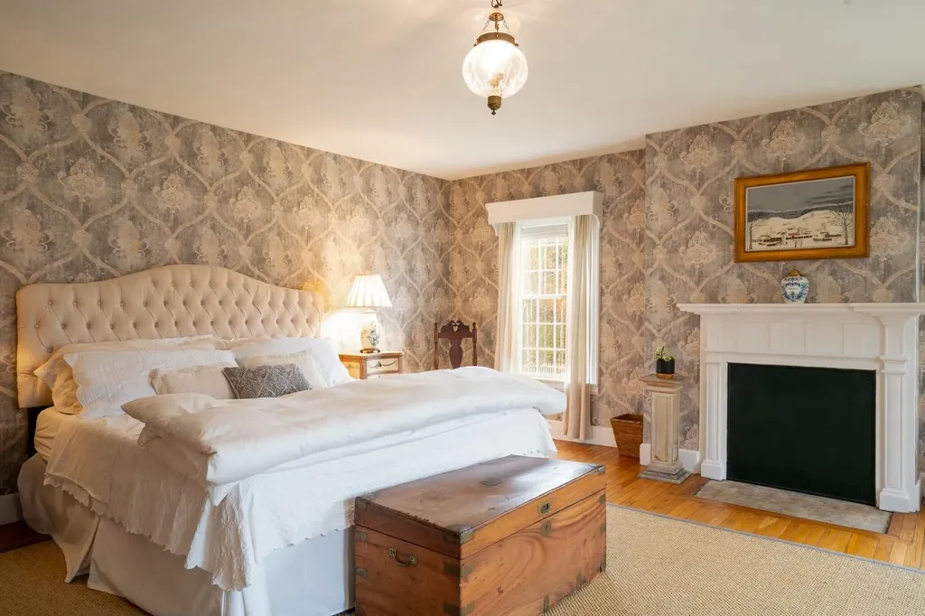 1677 Barnumville Road Manchester VT 05255