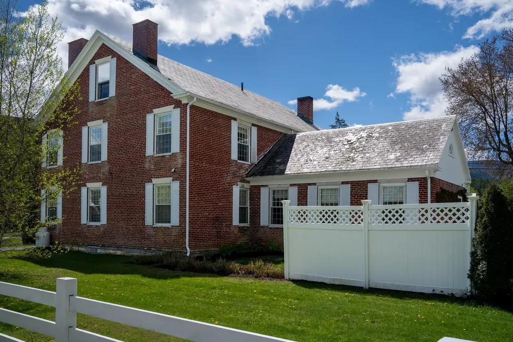 1677 Barnumville Road Manchester VT 05255
