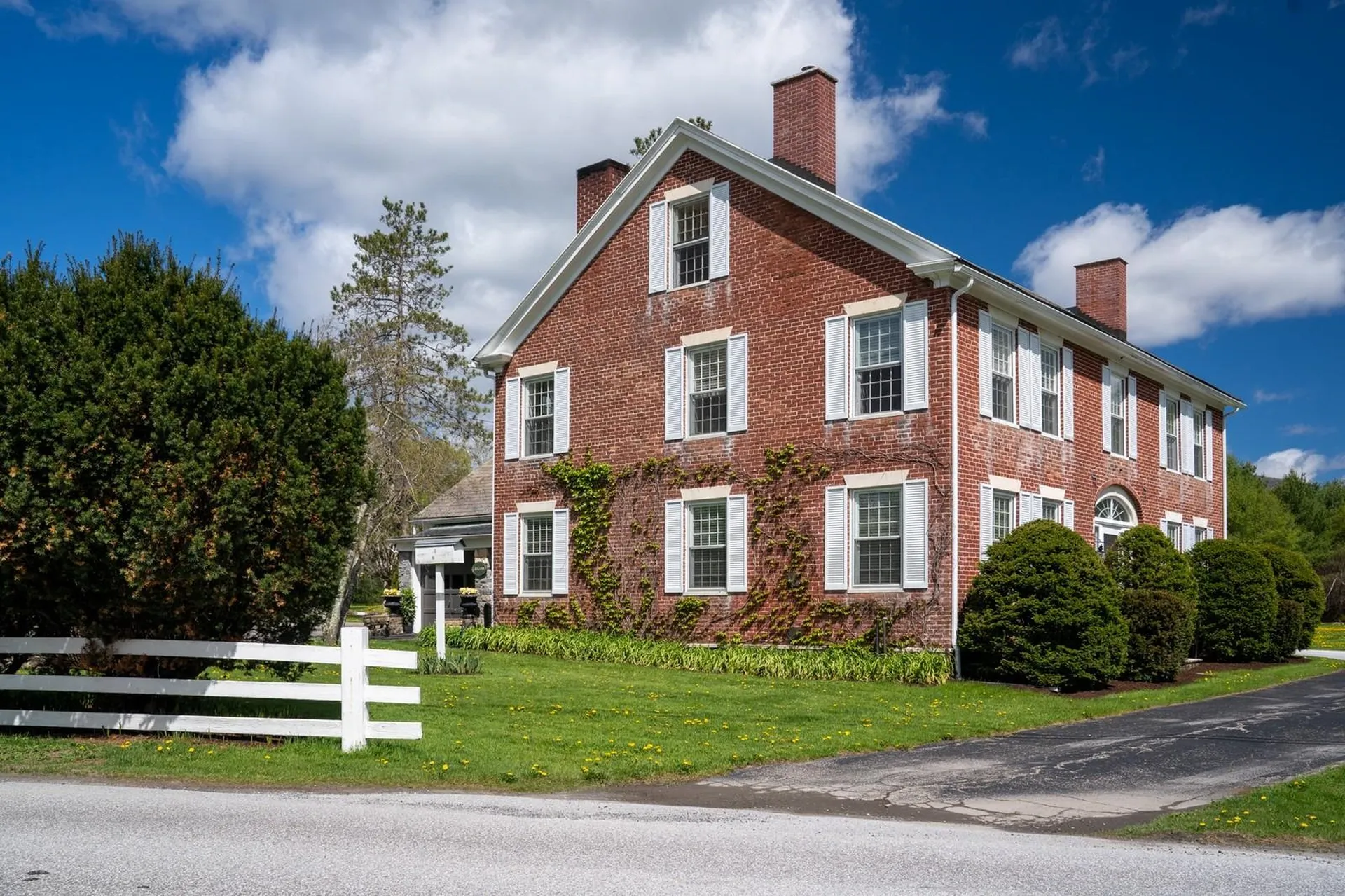 1677 Barnumville Road Manchester VT 05255