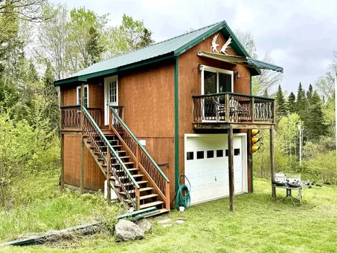 106 Philbrook Road Pittsburg NH 03592