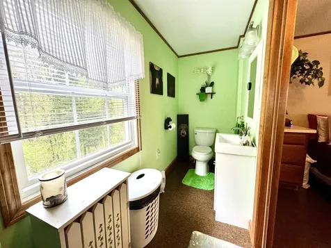 106 Philbrook Road Pittsburg NH 03592