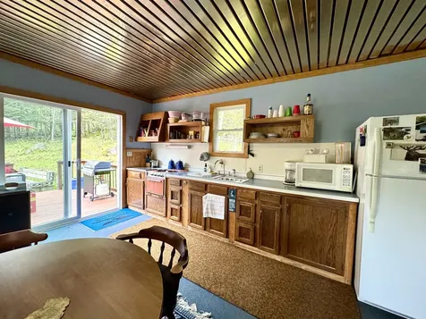 106 Philbrook Road Pittsburg NH 03592