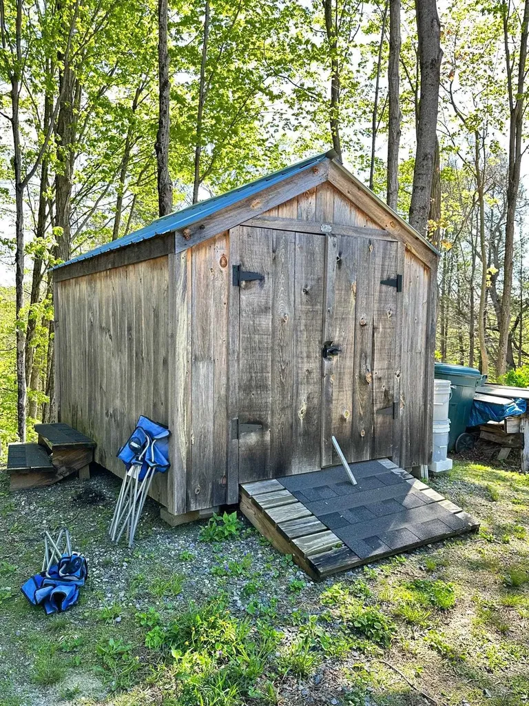 47 Old Depot Road Putney VT 05346
