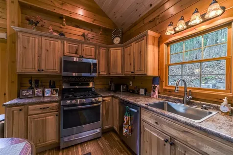 1461 Summer Street Bristol NH 03222