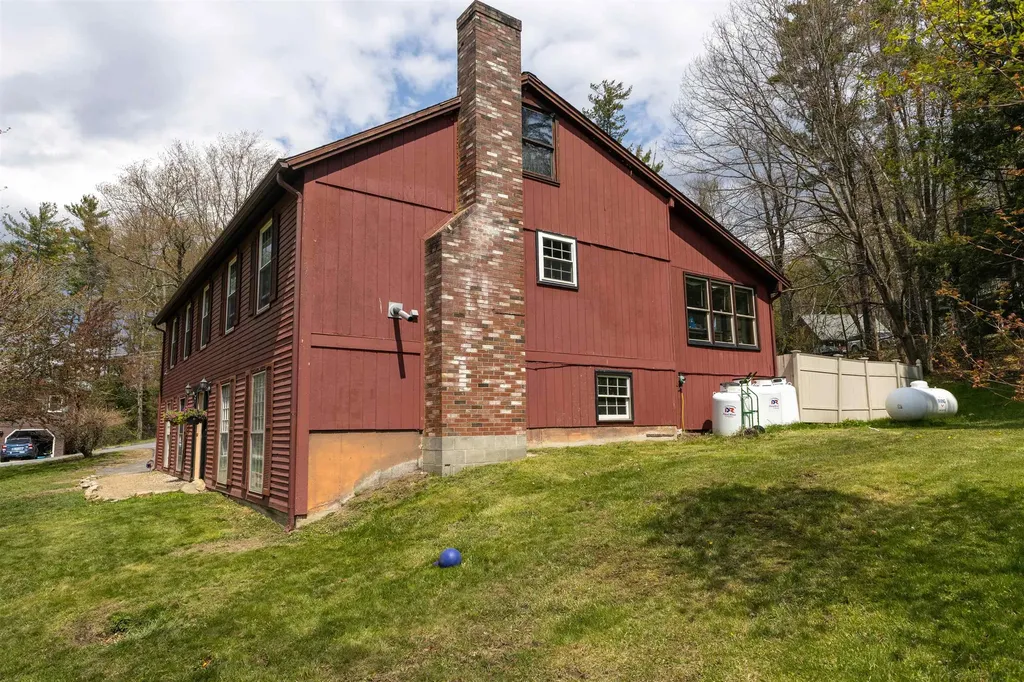 3 Snowshoe Hill Road Claremont NH 03743