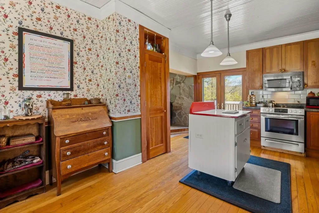 65 Widow Moses Road Berlin VT 05602