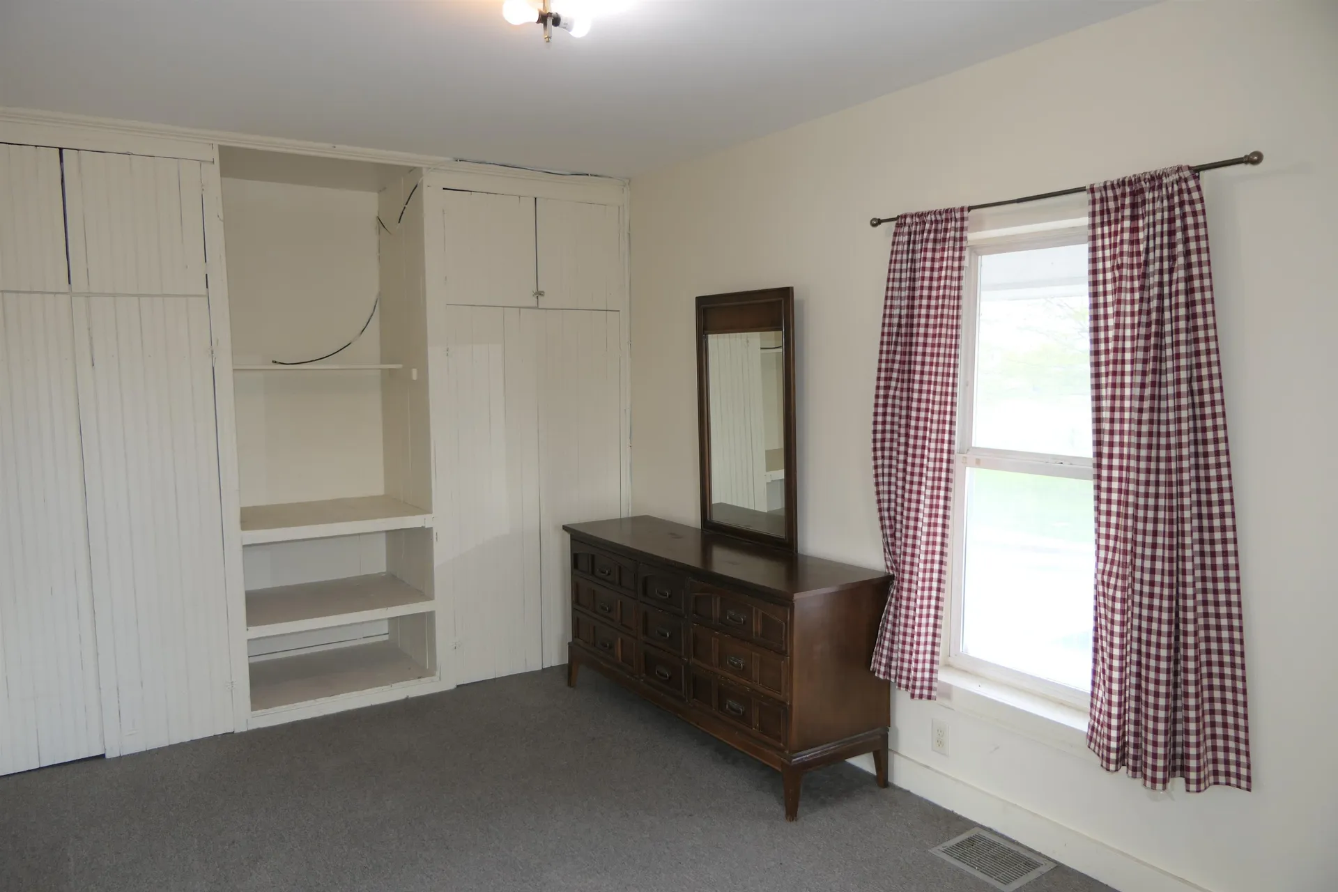 5 Gore Road Highgate VT 05459