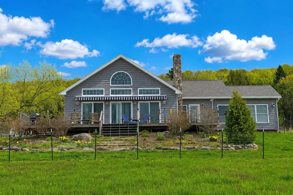 61 Sweeney Farm North Road Georgia VT 05478