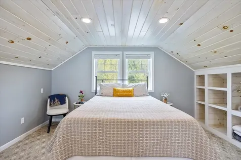 61 Sweeney Farm Road North Georgia VT 05478