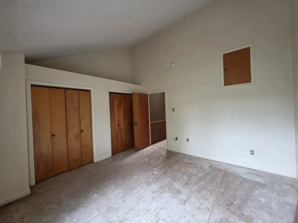 9 Evergreen Lane Brattleboro VT 05301