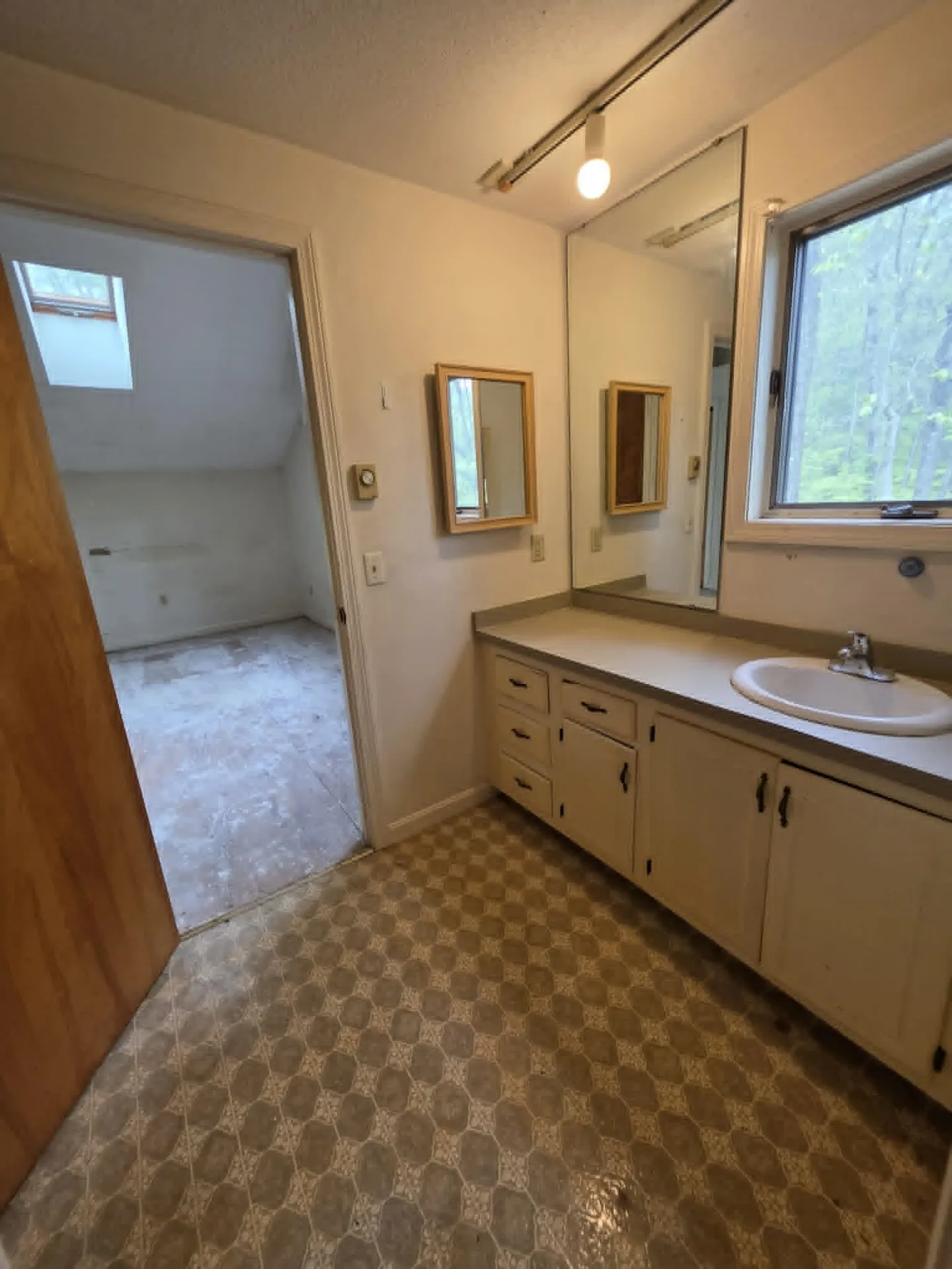 9 Evergreen Lane Brattleboro VT 05301