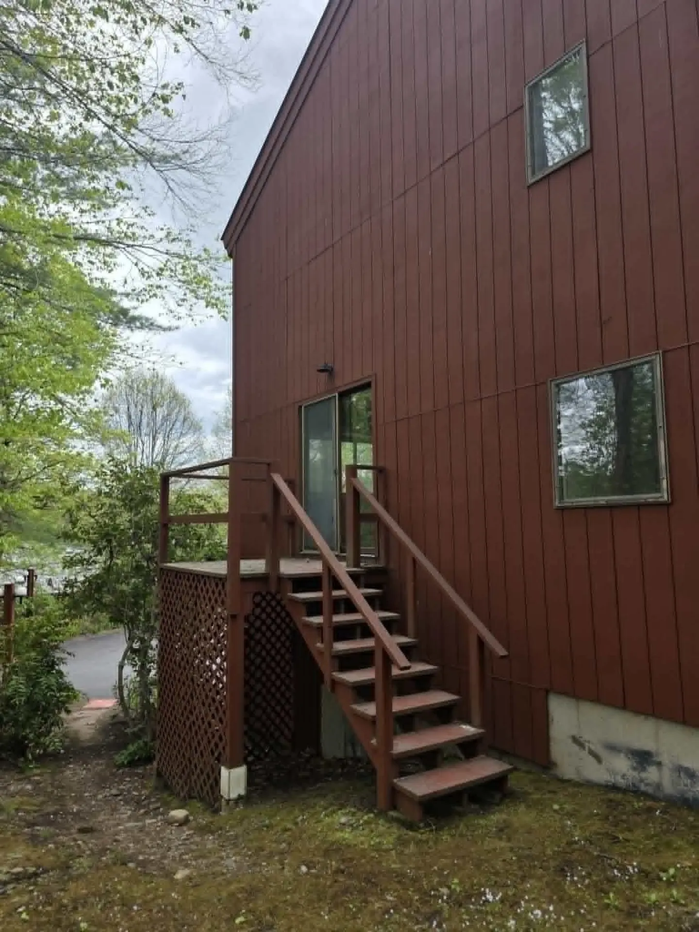 9 Evergreen Lane Brattleboro VT 05301