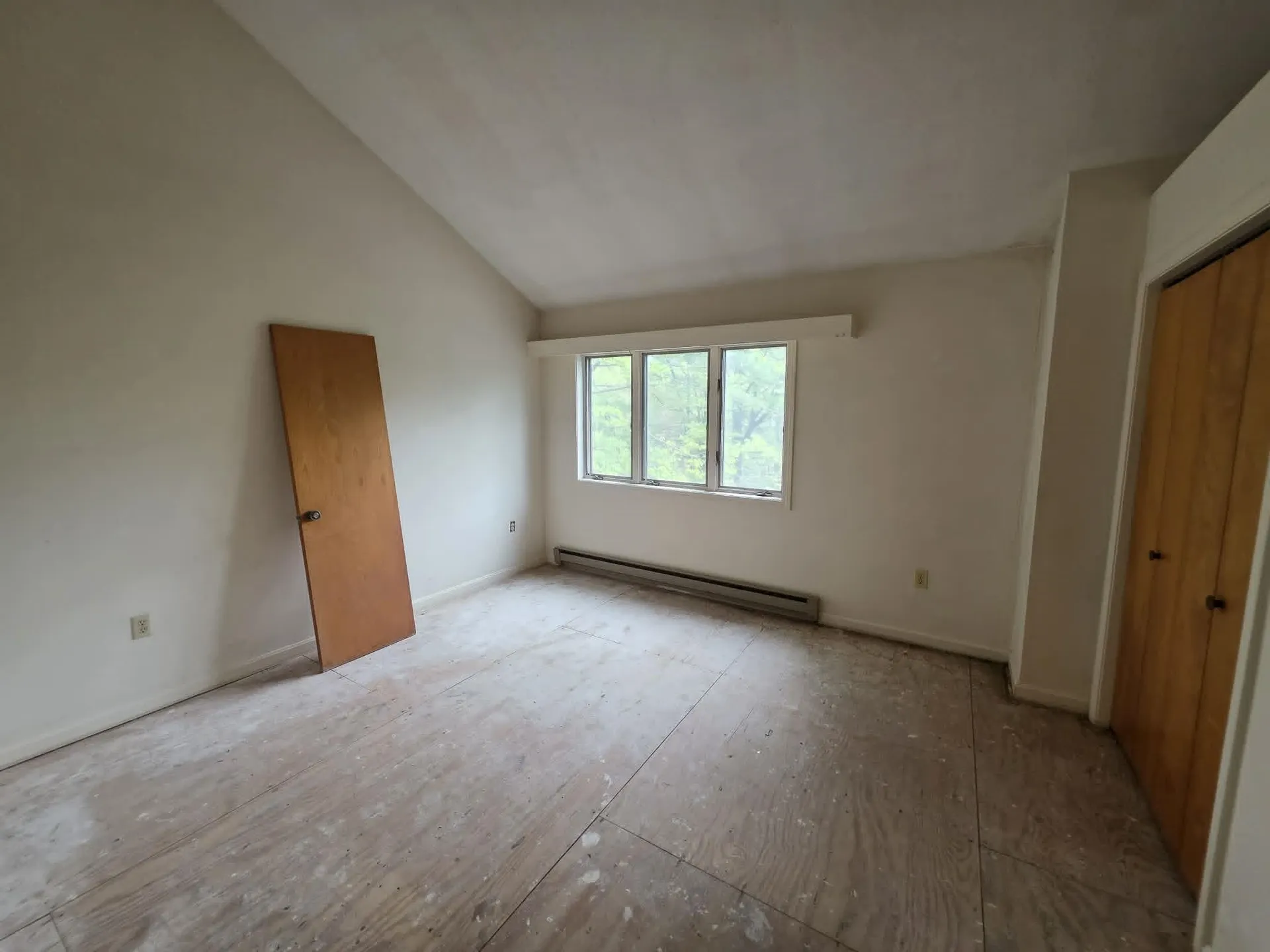 9 Evergreen Lane Brattleboro VT 05301