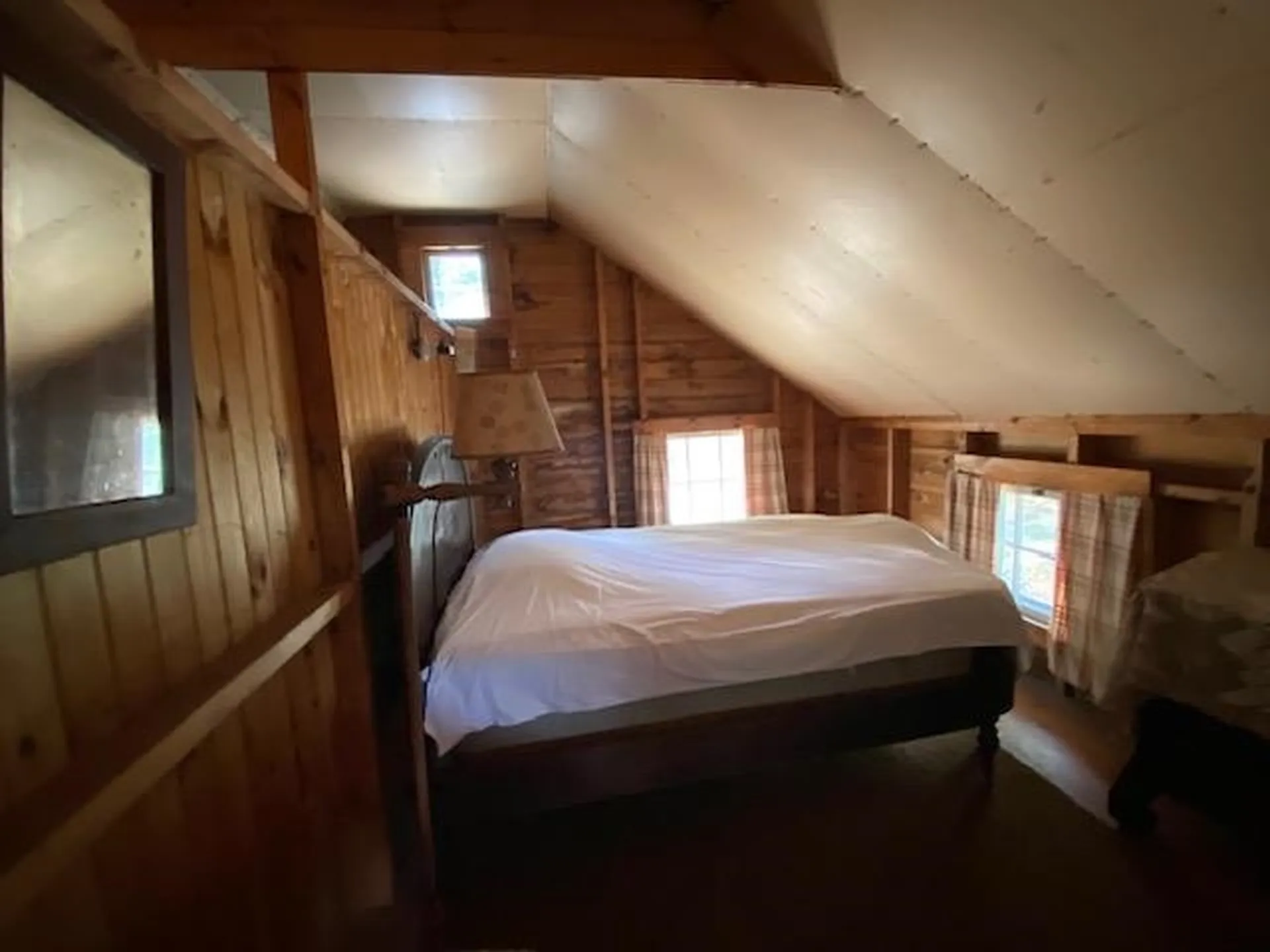 21 Hospitality Way Newbury NH 03255