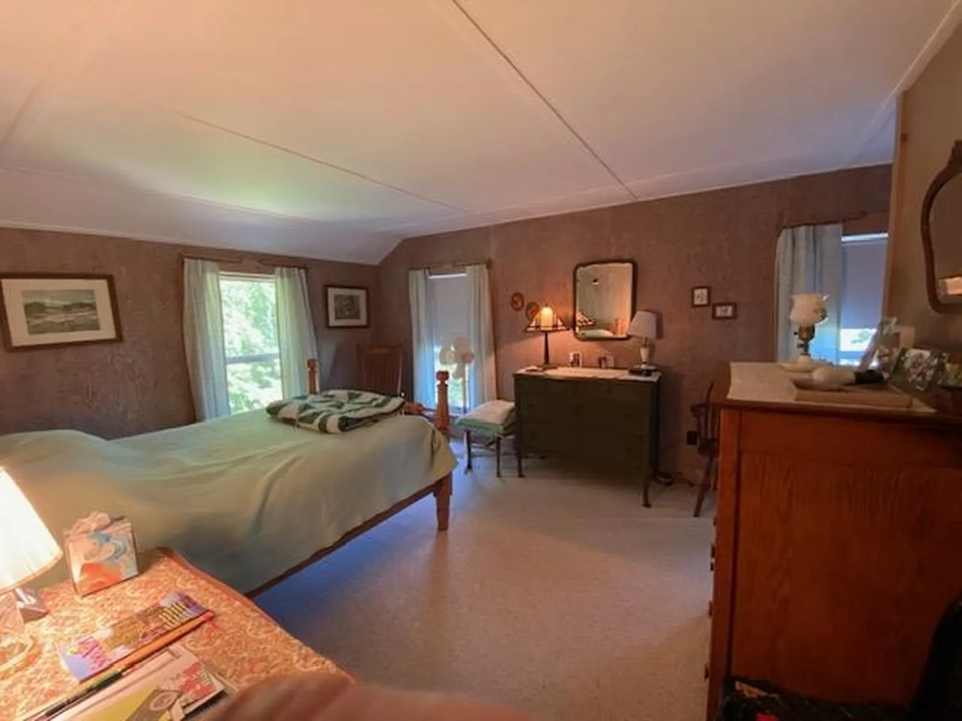 21 Hospitality Way Newbury NH 03255